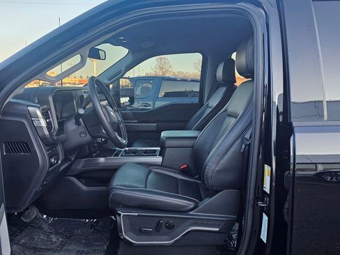 Used 2024 Ford F250 Lariat w/ Sport Appearance Package image 10