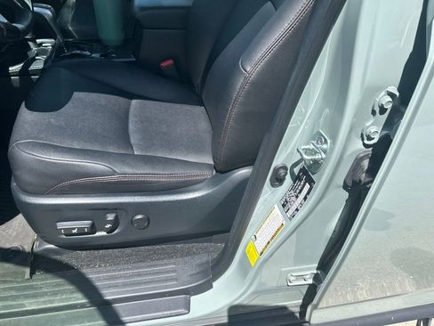 Used 2023 Toyota 4Runner TRD Off-Road Premium w/ Moonroof Package AWD/4WD image 16