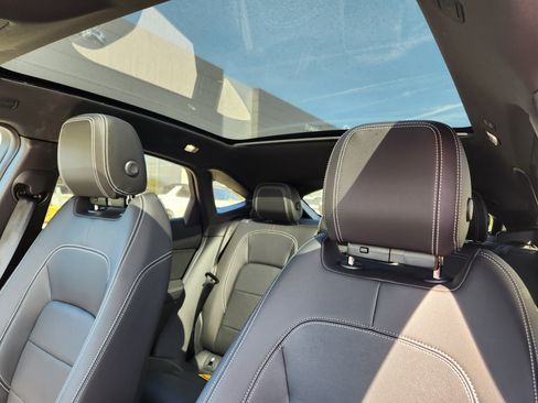 New 2024 Jaguar E-PACE R-Dynamic SE image 8