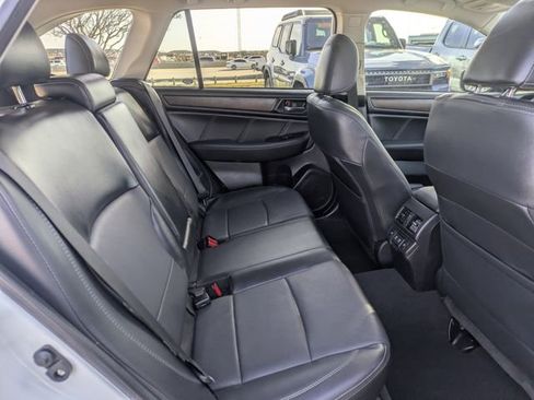 Used 2019 Subaru Outback 3.6R Limited image 31