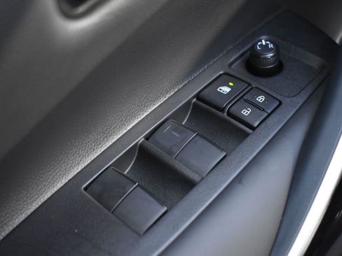 Certified 2025 Toyota Corolla XLE image 15