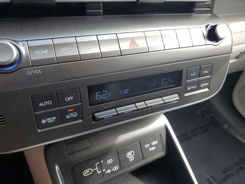Used 2024 Hyundai Kona SEL FWD image 23