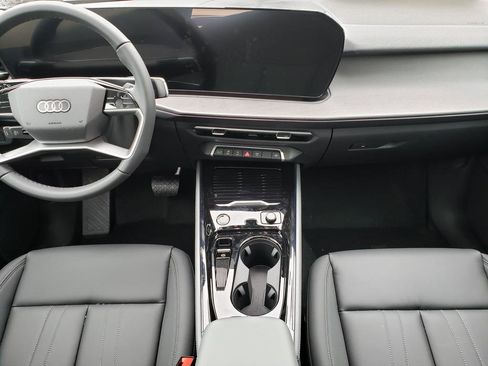 New 2026 Audi Q3 quattro 2.0T AWD/4WD image 9