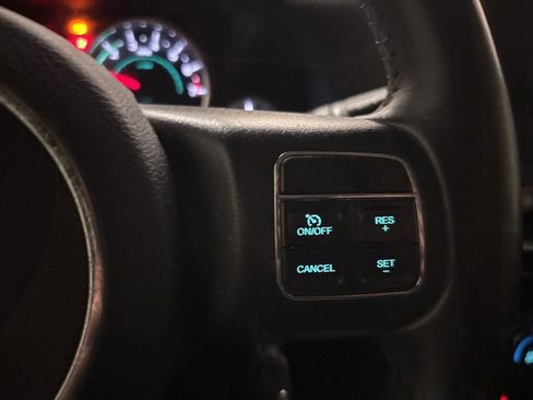 Used 2017 Jeep Wrangler Unlimited Sport w/ Quick Order Package 24S AWD/4WD image 16