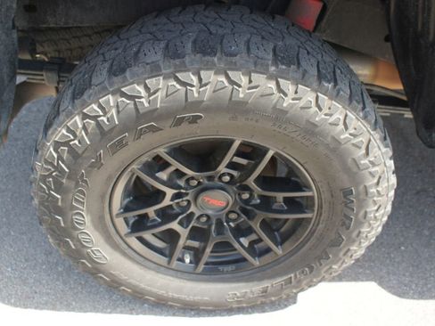 Used 2020 Toyota Tacoma TRD Pro AWD/4WD image 27