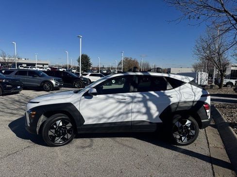 Used 2025 Hyundai Kona SEL image 5