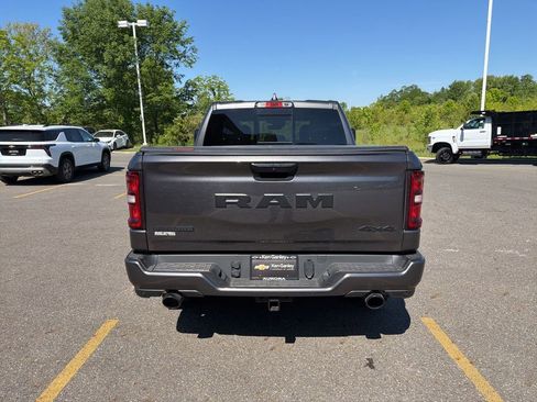 Used 2025 RAM 1500 Big Horn AWD/4WD image 8