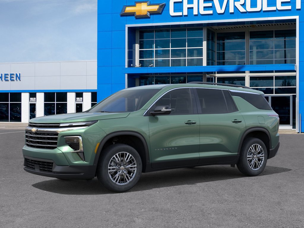 New 2027 Chevrolet Traverse LT AWD/4WD image 2