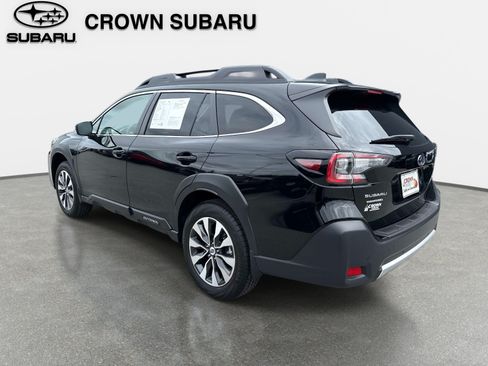Certified 2025 Subaru Outback Limited AWD/4WD image 6