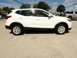 Used 2019 Nissan Rogue Sport S image 5