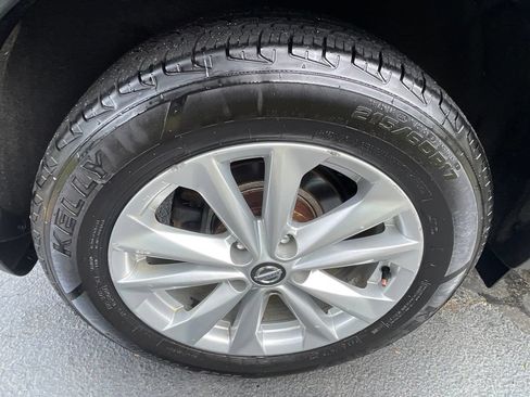 Used 2019 Nissan Rogue Sport SV AWD/4WD image 28