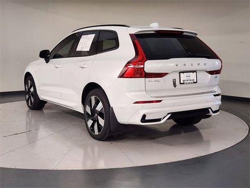 Used 2025 Volvo XC60 T8 Plus w/ Protection Package Premier image 6