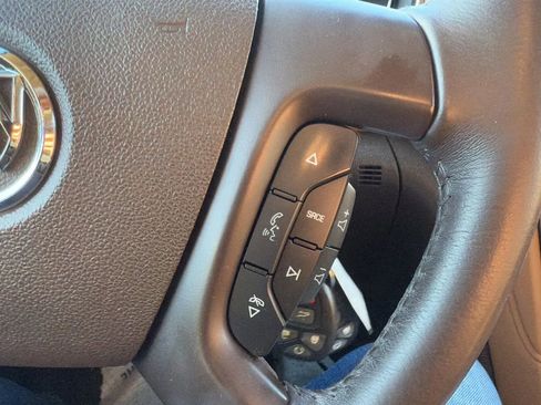 Used 2017 Buick Enclave Premium w/ Experience Buick Package image 11