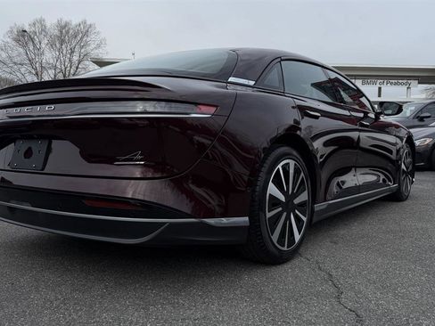 Used 2024 Lucid Air Touring image 19