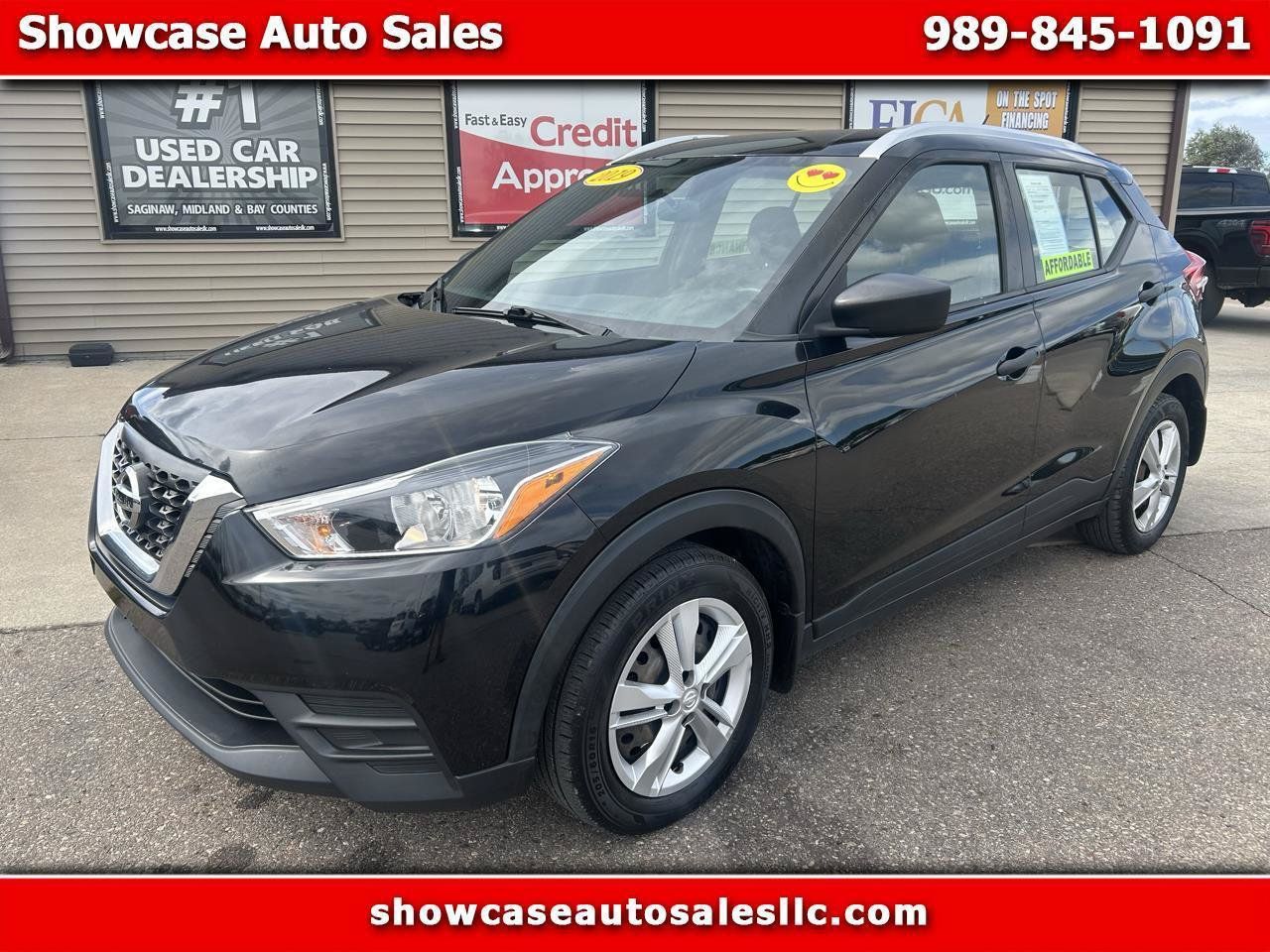 Used 2019 Nissan Kicks S FWD image 1