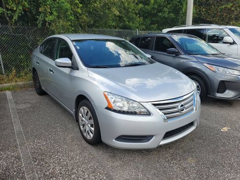 Used 2015 Nissan Sentra S FWD image 2
