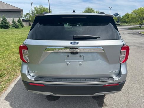 Used 2023 Ford Explorer XLT w/ Equipment Group 202A image 11