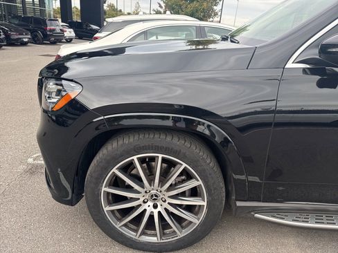 Used 2024 Mercedes-Benz GLS 580 4MATIC image 6