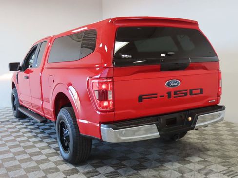 Used 2021 Ford F150 XLT AWD/4WD image 3