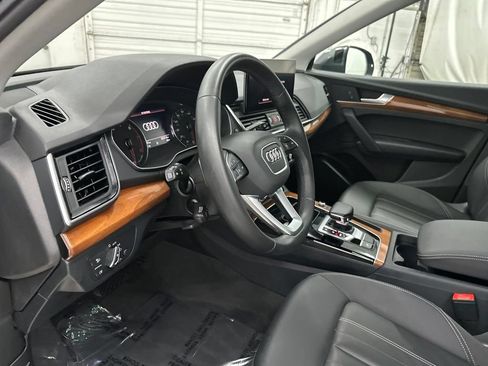 Used 2023 Audi Q5 2.0T Premium w/ Convenience Package AWD/4WD image 14