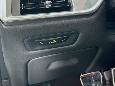 Used 2026 BMW X6 xDrive40i image 14