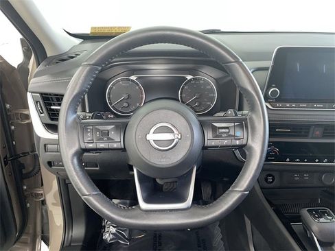 Certified 2024 Nissan Rogue SV w/ SV Premium Package image 31