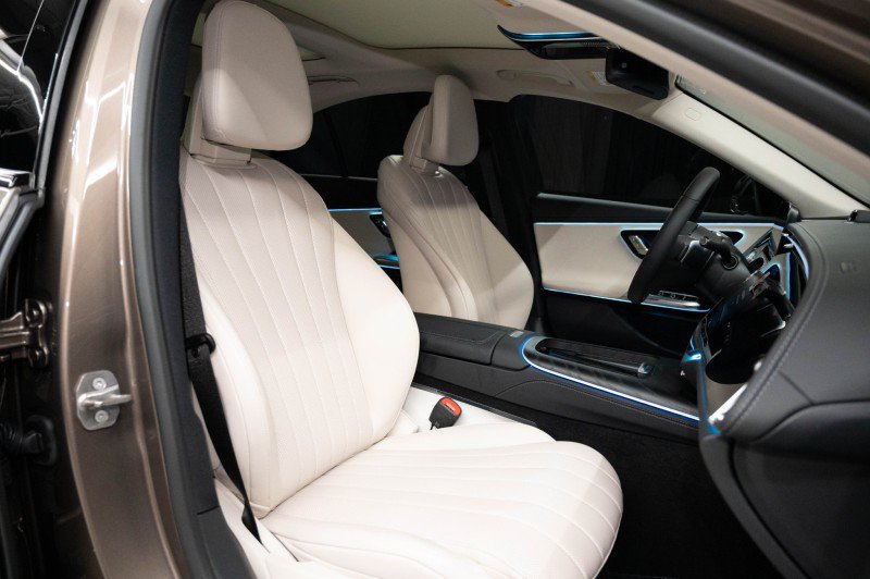 New 2027 Mercedes-Benz E 350 Sedan image 12