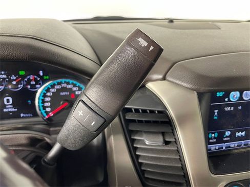 Used 2018 GMC Yukon Denali image 9