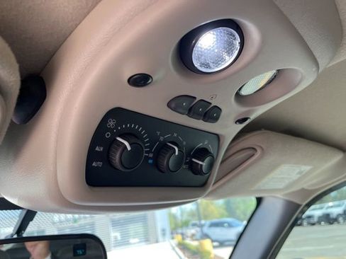 Used 2004 Chevrolet Suburban LT w/ Preferred Equipment Group image 23