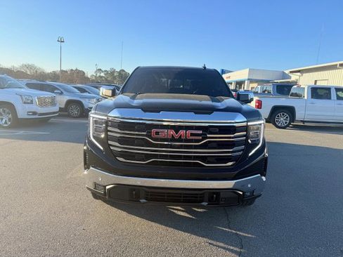Used 2025 GMC Sierra 1500 SLT w/ SLT Premium Plus Package image 3