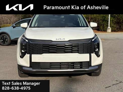 New 2026 Kia Sportage LX image 2