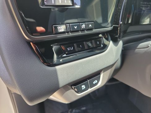 Used 2025 Lexus RX 350 Premium w/ Accessory Package (Z1) FWD image 25