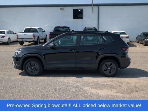 Used 2025 Volkswagen Taos S FWD image 10