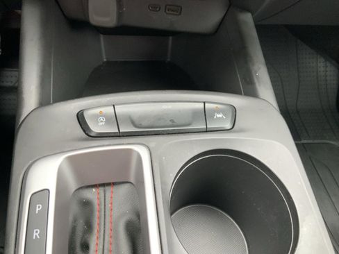 Used 2024 Chevrolet Trax RS image 42