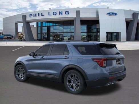 New 2026 Ford Explorer Active w/ Active Comfort Package AWD/4WD image 4