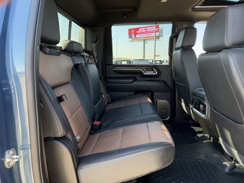 Used 2024 Chevrolet Silverado 3500 High Country w/ Z71 Off-Road Package image 31