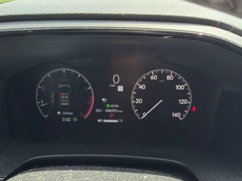 Used 2024 Honda CR-V EX-L image 10