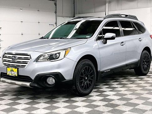 Used 2017 Subaru Outback 3.6R Limited w/ Popular Package #5 image 11