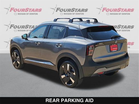 New 2026 Nissan Kicks SR image 7