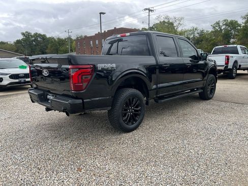 Used 2024 Ford F150 Lariat w/ FX4 Off-Road Package image 8