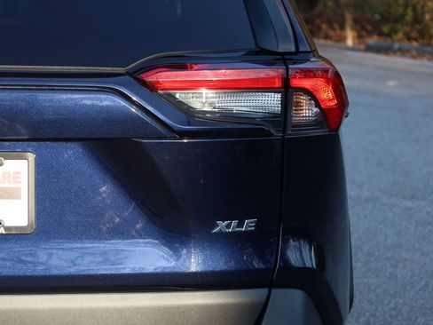 Used 2022 Toyota RAV4 XLE w/ Convenience Package image 22