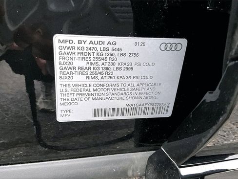 Used 2025 Audi Q5 2.0T Premium w/ Convenience Plus Package image 19