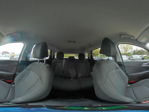 Used 2025 Kia Sportage LX FWD image 39