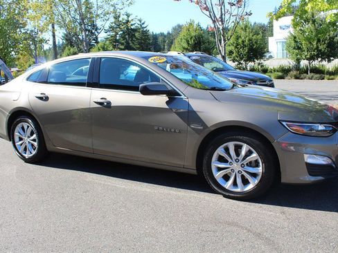 Used 2020 Chevrolet Malibu LT image 6