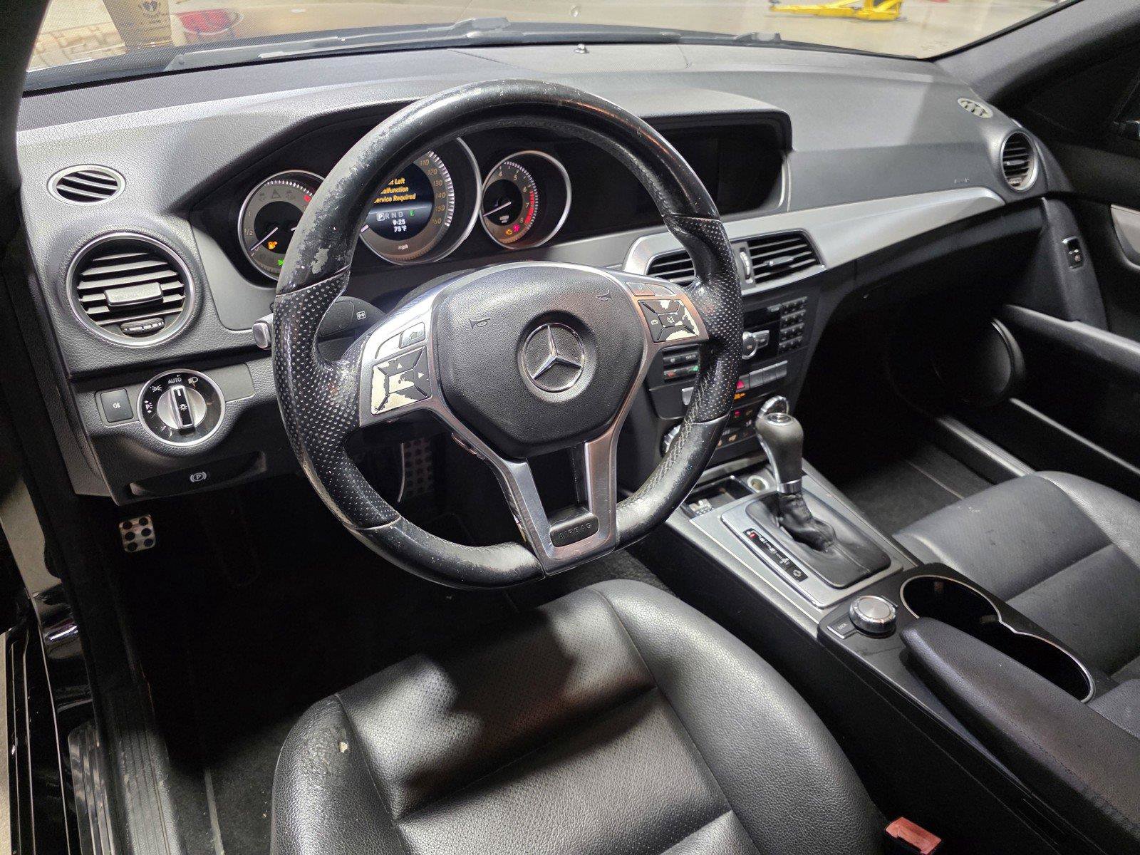 Used 2014 Mercedes-Benz C 250 Sedan image 18