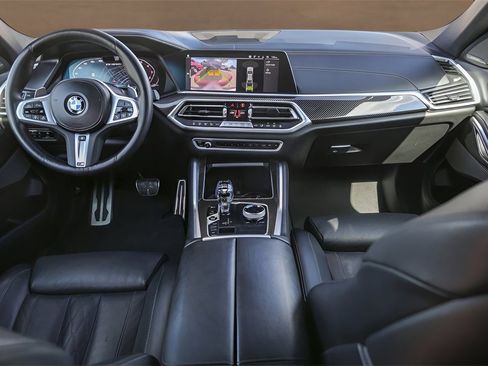Used 2023 BMW X6 M50i w/ Executive Package image 27