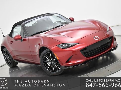 New 2025 MAZDA MX-5 Miata Grand Touring w/ Appearance Package image 2