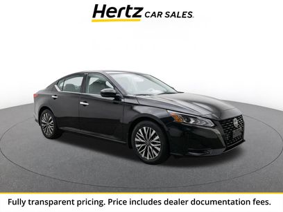 Used 2025 Nissan Altima 2.5 SV