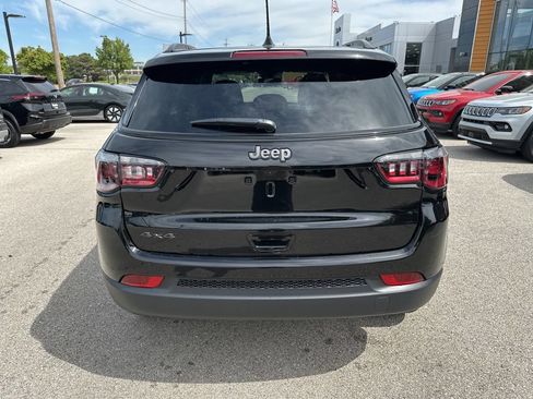 New 2026 Jeep Compass Latitude AWD/4WD image 8