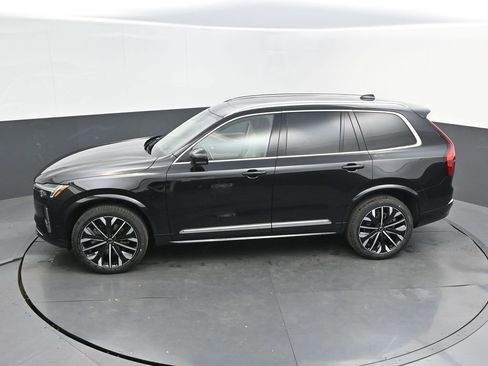 New 2026 Volvo XC90 B6 Ultra w/ Protection Package AWD/4WD image 23